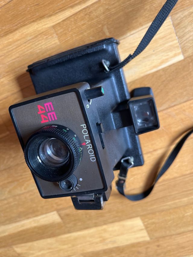 Camara Polaroid EE44 Vintage