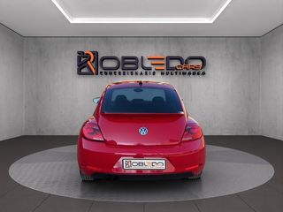 Volkswagen Beetle 2.0 TDI 140cv Sport