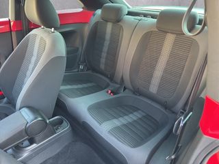 Volkswagen Beetle 2.0 TDI 140cv Sport