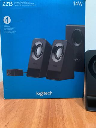 Altavoces Logitech 2.1