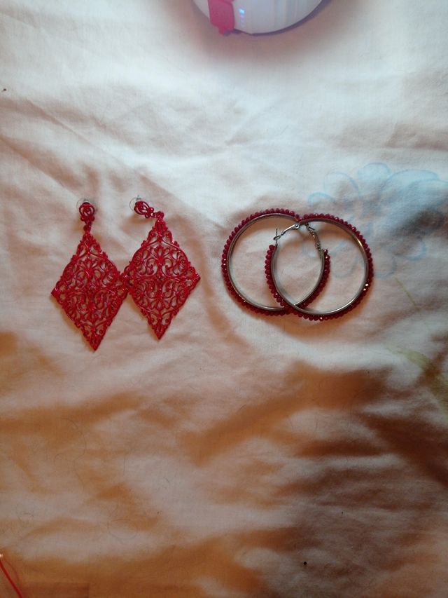 Pendientes rojos - Aretes