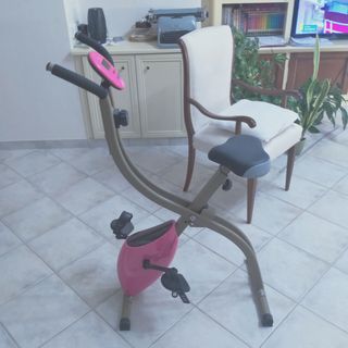 Cyclette pieghevole usata spedizione non compresa