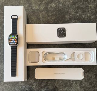 APPLE WATCH Series 5 - 44mm GPS