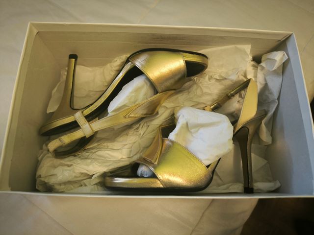 Sandalia de piel 36 doradas