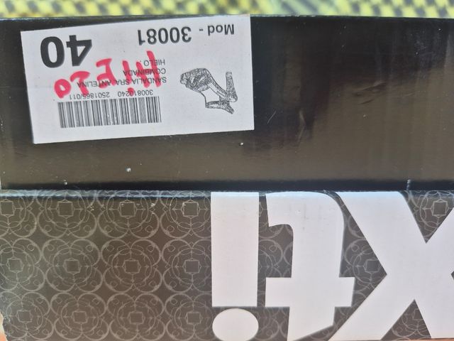 Sandalias Xti tacón beige-plata