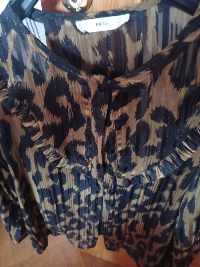 Blusa Mango leopardo