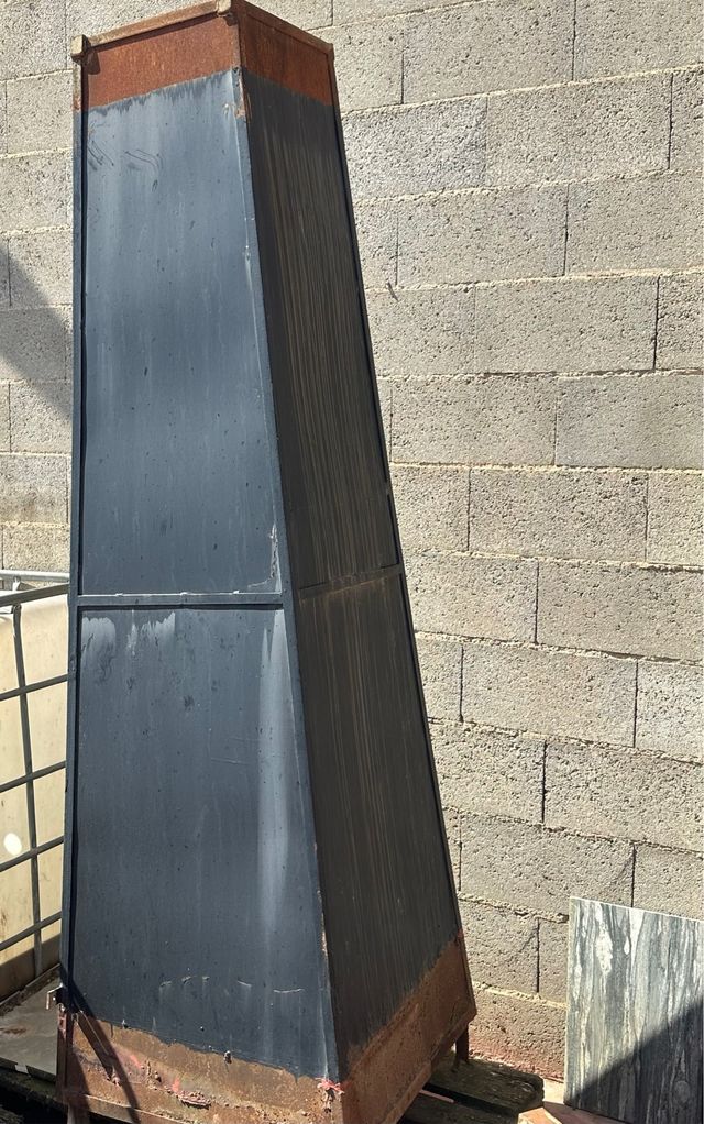 Chimenea de Hierro