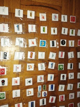 Colección chapas marcas de Grefusa Marc Attack