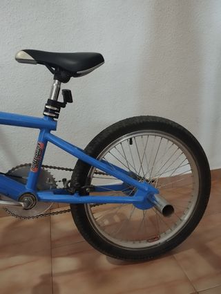 BMX Spanish Fly azul con rotor.