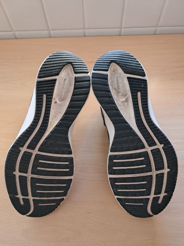 OFERTA! Nike Shield Running