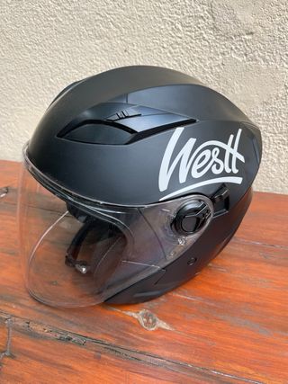 Casco moto Westt niño, como nuevo