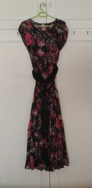 Vestido gasa floral largo negro/rojo