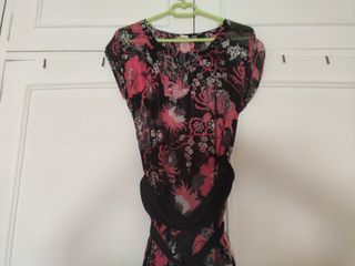 Vestido gasa floral largo negro/rojo