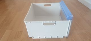 Cajón congeladorb frigorifico Indesit