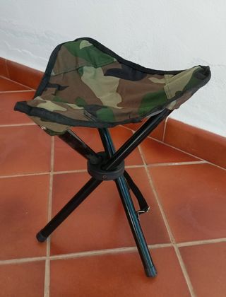 Silla plegable trípode militar