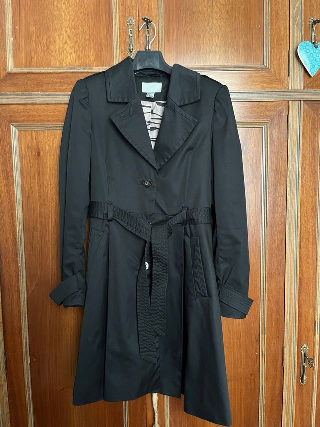 Chaqueta negra entretiempo