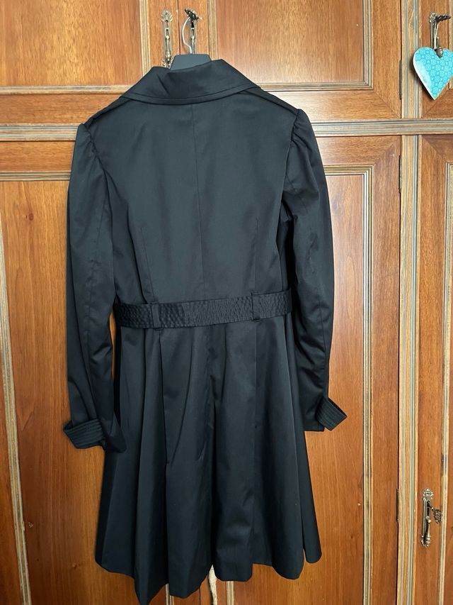 Chaqueta negra entretiempo