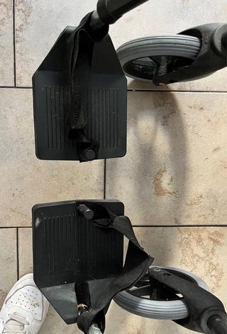 Silla de ruedas plegable