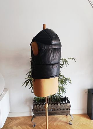 chaleco acolchado Bershka negro