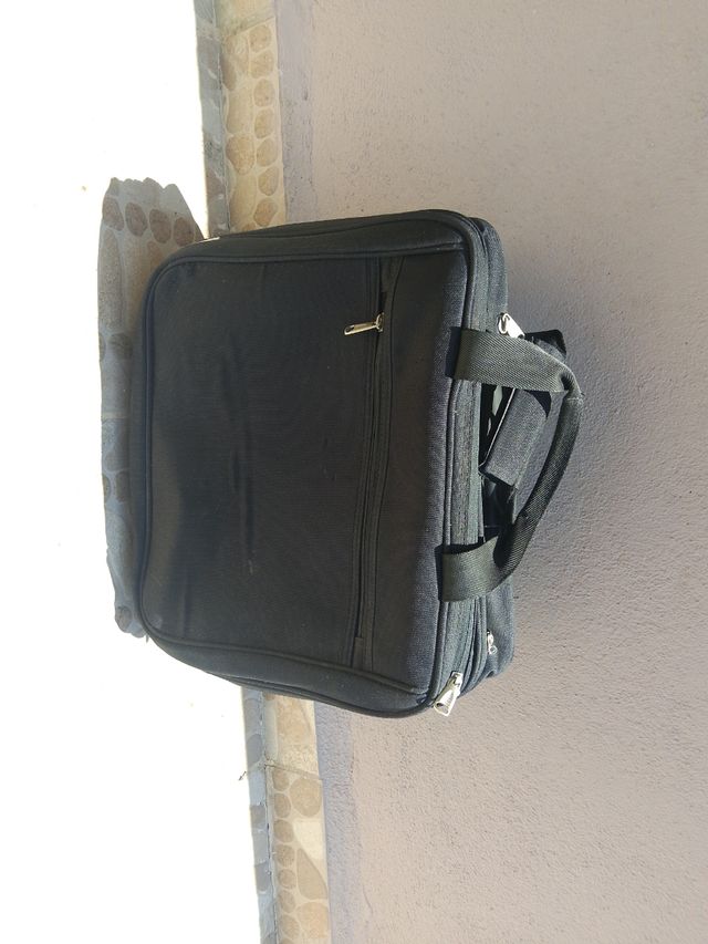 Maleta o maletín de mano