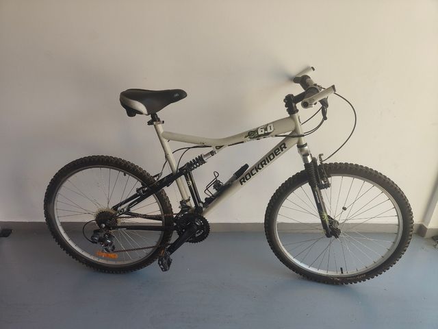 Bicicleta Rockrider 6.0 montaña