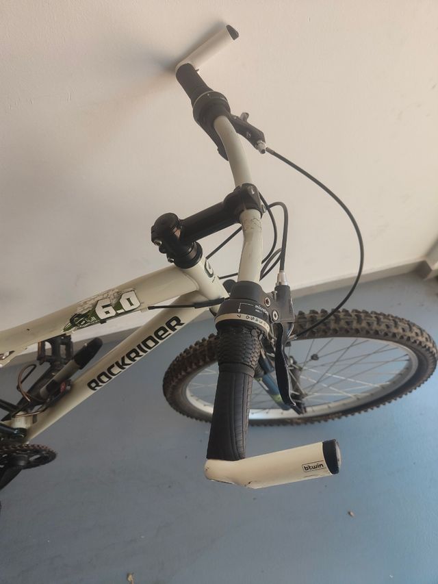 Bicicleta Rockrider 6.0 montaña