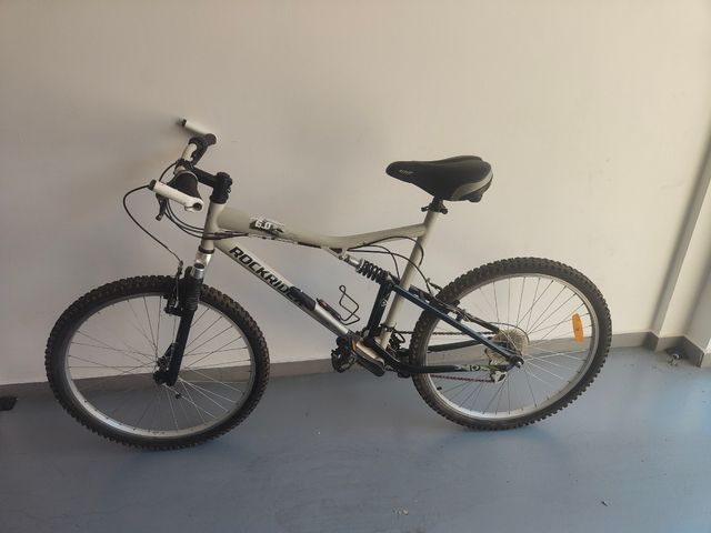 Bicicleta Rockrider 6.0 montaña