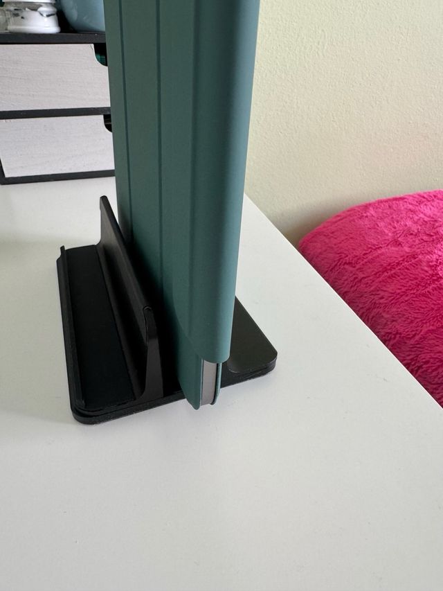 Soporte vertical tablet/portátil