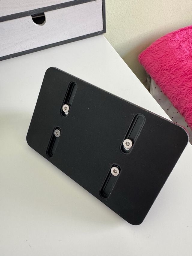 Soporte vertical tablet/portátil