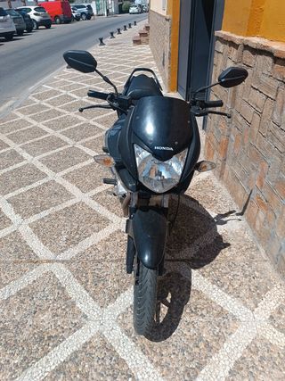 Honda CBF125 - Moto 2011