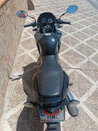 Honda CBF125 - Moto 2011