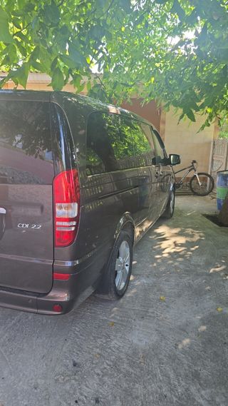 Mercedes-Benz Viano 2012