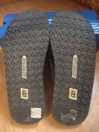 Infradito Skechers misura 42 usate solo una volta