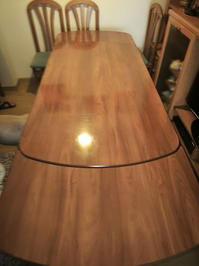 Tavolo da pranzo allungabile + 6 sedie