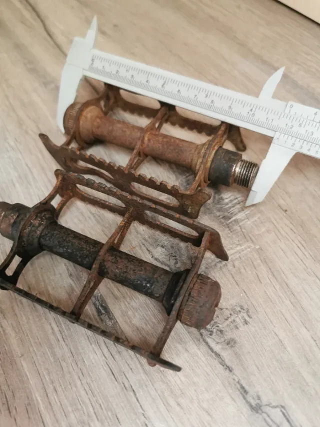 Pedales bici antiguos - 4 parés