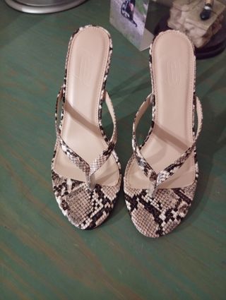 Sandalias tacón serpiente