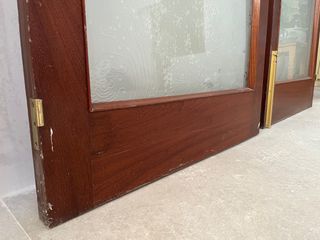 Puerta vidriera doble madera maciza