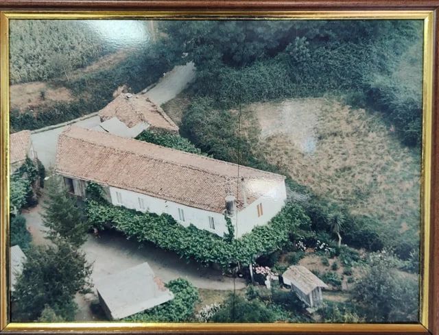 Casa rural + amplio terreno urbanizable (Melide)