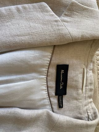 Blazer Massimo Dutti beigese chica