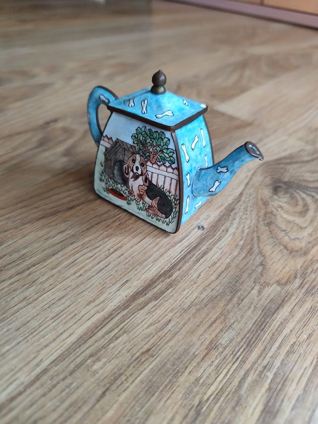 Tetera miniatura esmaltada