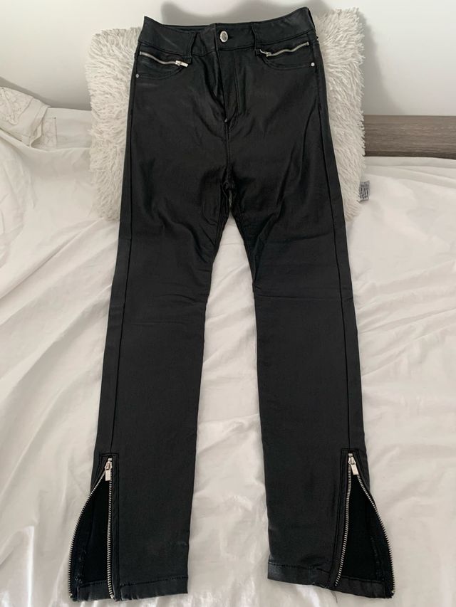 Pantalones pitillo negros - Bershka Talla 34