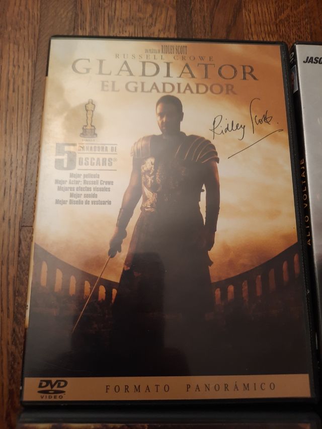 4 DVDs: Gladiator, Crank, Pearl Harbor, El Patriot