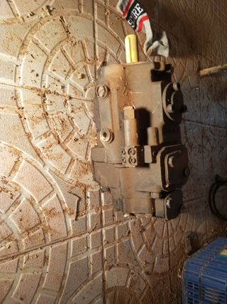 Bomba hidráulica sin usar leer referencias