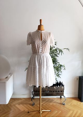Vestido blanco algodón bordado