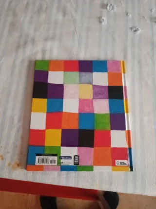 Elmer. Un cuento - Elmer (Spanish Edition)