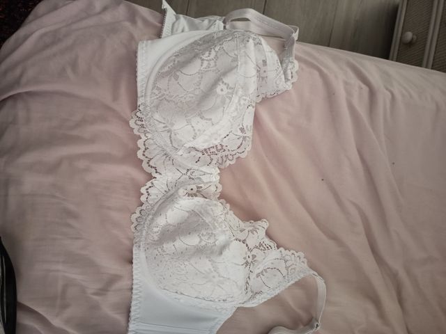 Sujetador encaje blanco