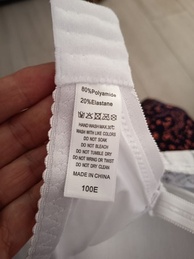 Sujetador encaje blanco