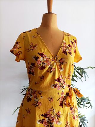 Vestido H&M amarillo floral