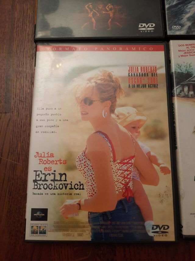 4 DVDs: La Momia, Tormenta Perfecta, etc