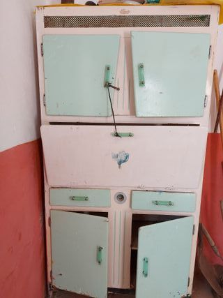 Mueble vintage años 50 a restaurar